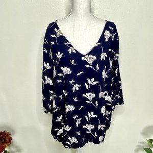Junarose Blue & White Floral Top